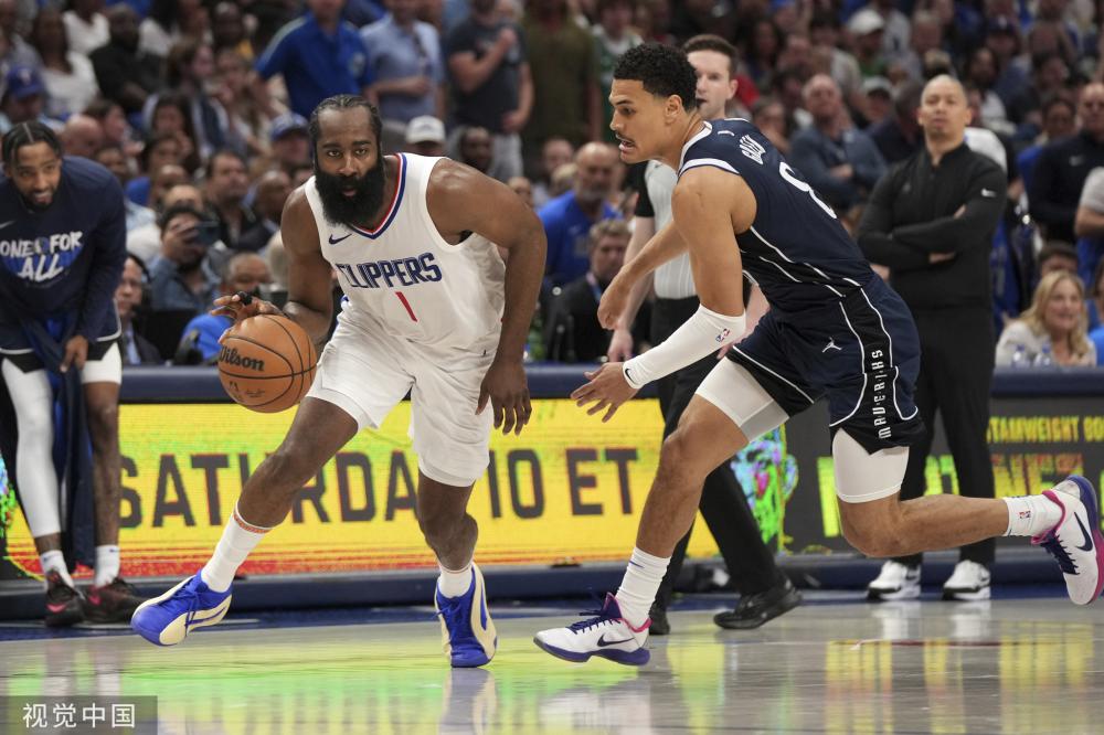 也让赛场成 也让赛场成