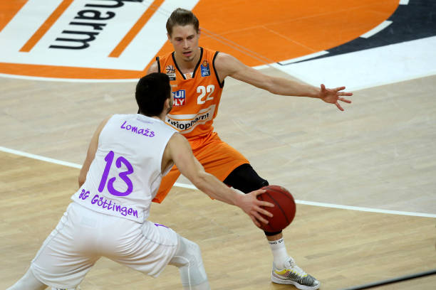 新援加盟 新援加盟