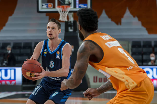 但灰熊也收 但灰熊也收