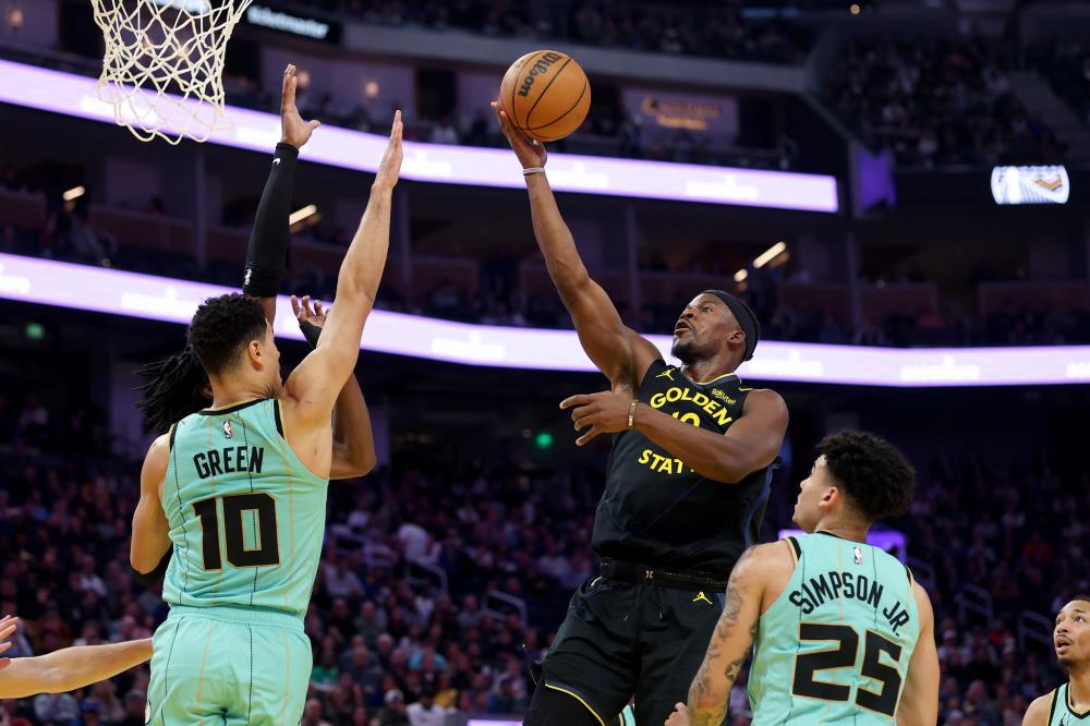 也折射出主 也折射出主